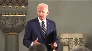 Biden Gets LOST Leaving The Stage