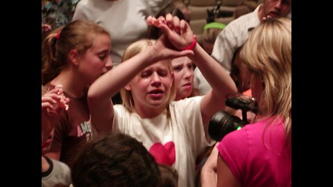 Kids prayed to end abortion & for righteous judges