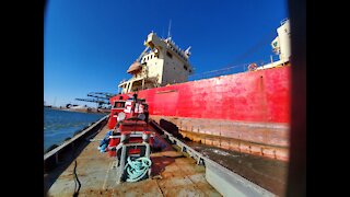 Great Lakes Tug Massachusetts & Cleveland do a bit of Ship Assist.