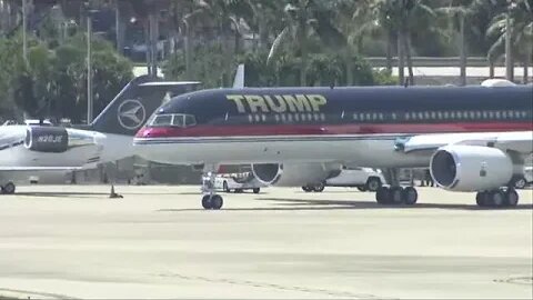 🔴Trump leaves Mar a Lago for airport to board plane for New York City Trump Force One #MAGA
