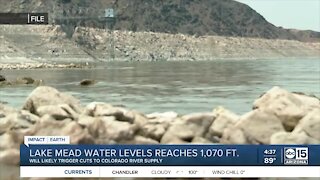 Lake Mead water levels drop to 1,070 feet