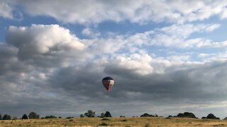 Low flying hot air balloon