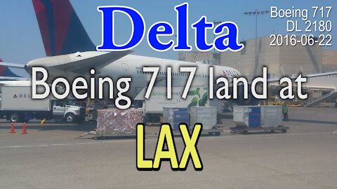 (RARE) Delta Boeing 717 Landing at LAX [#DL2180]