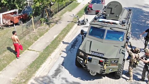 SWAT Officer Shoots Suspect Armed With a Gun in Austin, Texas