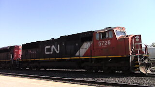 CN 5726 & CN 8950 Engines Manifest Train Westbound Through Ontario
