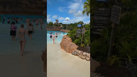 Disney's Typhoon Lagoon Waterpark - Big Wave #waterpark #disney #typhoonlagoon