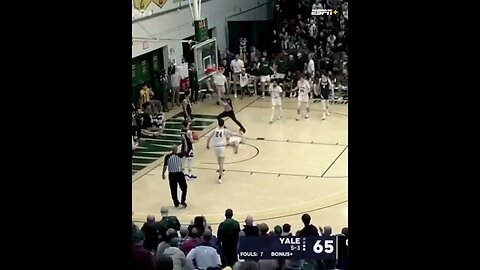 Unreal Comeback By Vermont #nba #viral #basketball #sports #nbahighlights #vermont #highlights