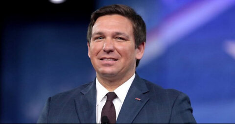 Ron DeSantis Cooks Breakfast at Waffle House for Hurricane First Responders