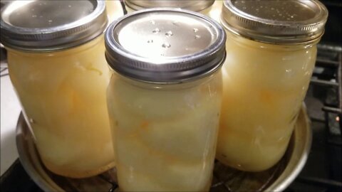 Tasty but tedious: steam canning pears!