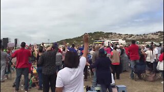 UPDATE 2 - Buchan arrives at Cape Town rally (w8U)