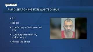 Police looking for fleeing man in hospital clothing in Fort Myers