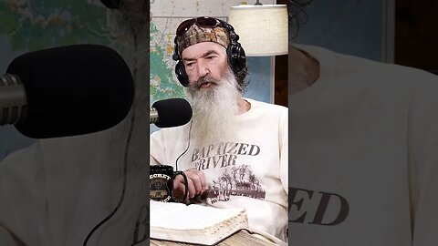 Phil Robertson: Beavers Are PROOF That God Exists