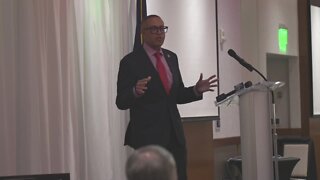 GOP gubernatorial candidate visits Lansing