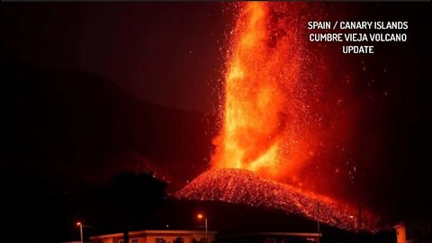 La Palma Volcano Ejecting Fire Balls From Crater, La Palma Earthquakes Intensify Oct 6, 2021