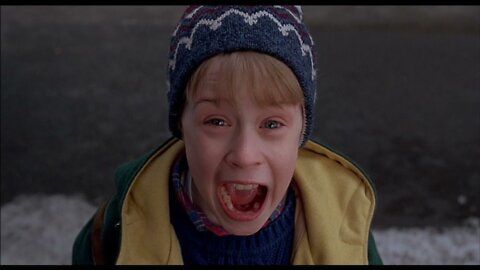 Home Alone 2(1992) - The Sticky Bandits Recognize Kevin