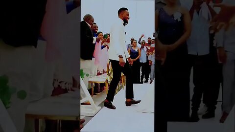 Bride and groom's epic entrance 💥👰🤵 #shorts