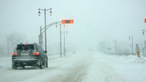 La tempête de ce week-end frappera le Québec et Environnement Canada émet un avertissement