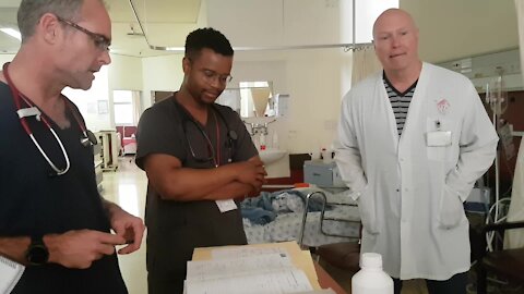 SOUTH AFRICA - Cape Town - Morning rounds at the Groote Schuur Hospital trauma wards (Video) (uPP)