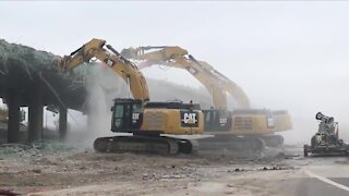 Crews begin demolishing I-70 viaduct