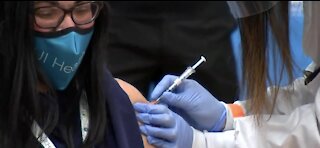 ‘Vaccine hunters’ get vaccine ahead of schedule