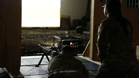 Soldiers conduct simulated automatic machine gun training