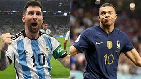 Lionel-Messi-and-Kylian-Mbappe-Showing-T_2