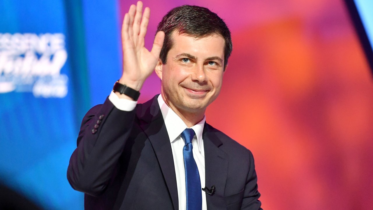 Presidential Hopeful Pete Buttigieg Unveils $1 Trillion Economic Plan