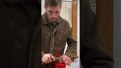 Homemade Flamethrower out of Fire Extinguisher