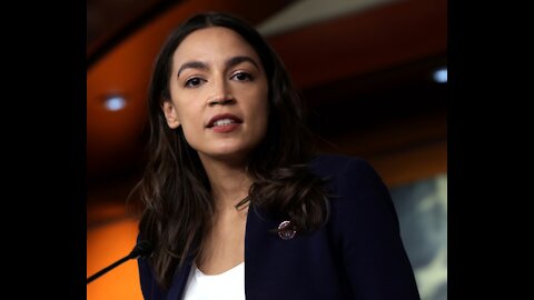 AOC Blasts Bill Bratton Over His Comments on the 'Mess' on Subways