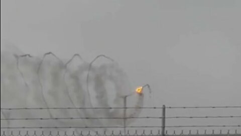 Apocalyptic scene: Lightning struck the windmill, observers filmed the consequences