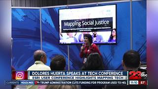 Dolores Huerta speaks at user conference