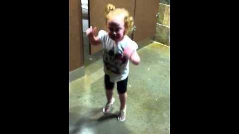 Kid has epic meltdown over automatic hand-dryer