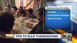 Ways to save on Thanksgiving dinner