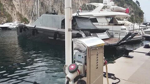 Jon Olssons (?) Carbon Fibre unique powerboat in Fontveille Harbour, Monaco [4k 60p]