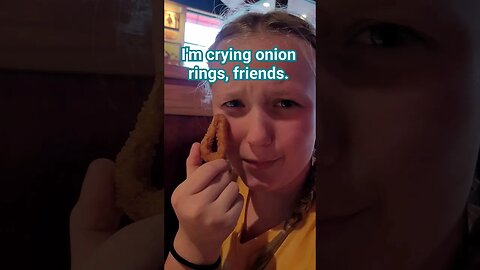 Crying my onions out🧅❕️#random #funny #onion #onionrings #rings #like #and #subscribe