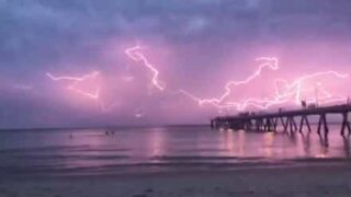 Spektakulær storm rammer Australien