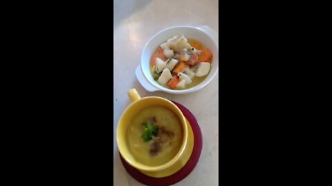 Vegetarian soup ( Χορτοσουπα )