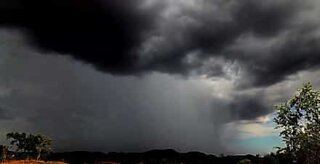 Timelapse viser storm i Australia