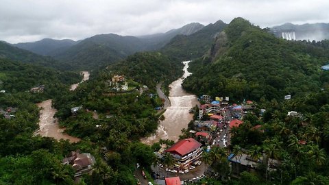Hundreds Dead As Indian Tourist State Faces Unprecedented Flooding