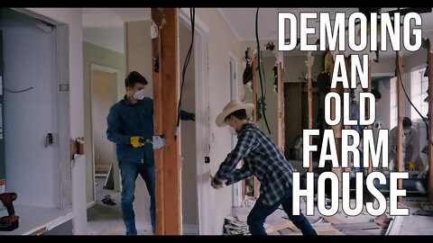 Demoing a 1970's Farm House!/ Timelapse