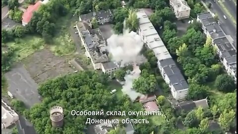 JDAM Bombs in action: Ukraine DESTROYS Russian munition depot