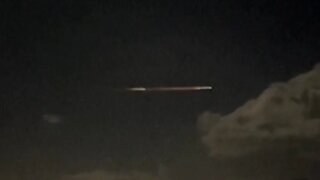 Space junk burns in sky over Queensland, Australia