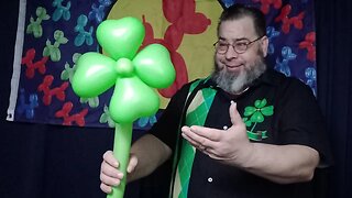 Day 135, How to make a Four Leaf Clover With Heart Shaped Balloons