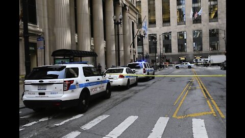 Shooting Downtown Chicago Shakes Up Tourist