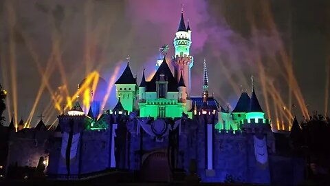 Halloween Screams Fireworks - Opening Day Disneyland (1080p)