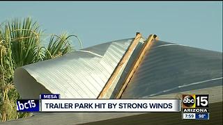 Mesa trailer park hit by strong winds