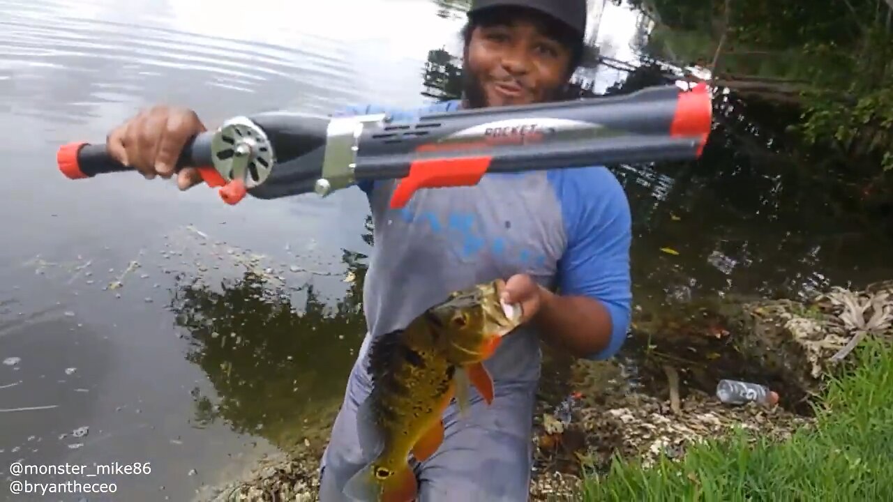 Rocket Fishing Rod Catches BIG FISH