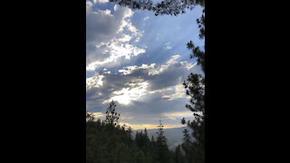 Stunning timelapse of sunset over the Feather River Canyon