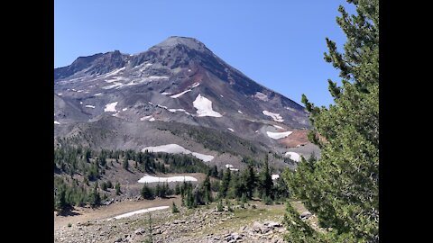Central Oregon - Three Sisters Wilderness - South Sister Summit, beauty beyond words