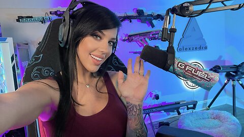 LIVE! Playing Call of Duty *NEW SUB EMOTES!*